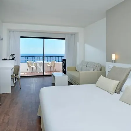 Alua Hotel 4*